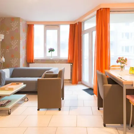 Pretty With Balcony Apartment *