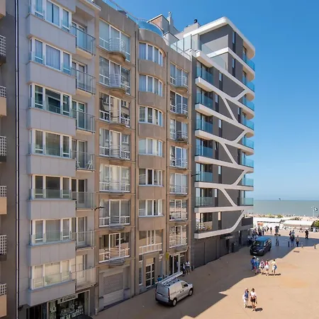 In Near & Napoleon Апартаменты Остенде