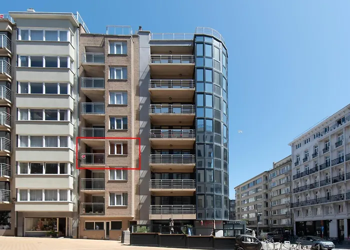 In Near & Napoleon Ostende